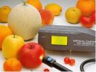 AMAMIR TD-2000C 非破壞性水果光學(xué)糖度計 (Optical Taster) 測定方式:反射式近紅光分析法(NIR) 測定范圍:5~30 BRIX%(糖度);測定時間:約3 秒