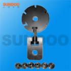 SJJ-99實驗夾具 ,適用范圍：螺釘?shù)葮?biāo)準(zhǔn)件的抗拉強(qiáng)度測試。
 最大負(fù)荷：200000N

 
