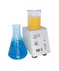 SK-1 快速混勻器,快速混勻器實(shí)現(xiàn)窗口的溶液快速混勻，混勻速度可調(diào)。最高速度:3000r/min.工作面直徑:? 130mm



