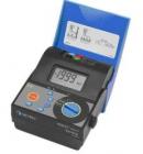 MI2127 精密接地電阻測(cè)試儀,采用傳統(tǒng)的打地樁方式來(lái)測(cè)量接地電阻，可用二、三、四線法，可測(cè)量土壤電阻率。接地電阻（四線方法）范圍 0-19.99K Ω ,土壤電阻率范圍：0-1999K Ω M 
 