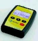 MI5100光纖測試套件是一個(gè)功能完備的測量工具，用于測量波長為 850 nm 和 1300 nm 的 LAN 裝置中的多模 50 μm 和 62.5 μm 光纖電纜。另外，還可以獲得波長為 1300 nm 和 1550 nm 的單模光源。與MI 2016 結(jié)合使用時(shí)，可提供專業(yè)的檢驗(yàn)報(bào)告。