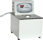 SC-25A  數(shù)控超級(jí)恒溫槽.溫度范圍;室溫 -200℃.溫度波動(dòng)度:水 r± 0.1℃ ，油 ± 0.2℃ .工作槽容積尺寸:300 × 250 × 300mm 工作槽開口尺寸:240 × 160mm .