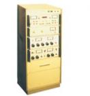 SB861型精密交直流電源 由YS106B型單相程控工頻功率電源，YJ85型高穩(wěn)定度直流穩(wěn)壓源，YJ86型高穩(wěn)定度直流穩(wěn)流源和機柜組成組合抽屜式。