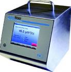 AeroTrakTM 9000 納米顆粒氣溶膠監(jiān)測儀可以測量沉積在肺部的顆粒表面積，儀器先對顆粒進行擴散荷電，然后使用靜電計檢測荷電的氣溶膠，給出肺泡(A) 或氣管支氣管 (TB) 部位的沉積表面積，檢測粒徑:10 到1000nm(進樣口使用1μm 旋風分離器)
 