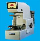 HB-3000型布氏硬度計(jì) 可用來(lái)測(cè)定未經(jīng)淬火鋼、鑄鐵、有色金屬及質(zhì)地較軟的軸承合金材料的布氏硬度。 測(cè)量范圍：8-450HBS，8-650HBW
