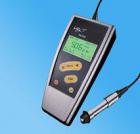  產(chǎn)品功能

HC220數(shù)字式涂層測厚儀是渦流便攜式覆層測厚儀，它能快速、無損傷、精密地進(jìn)行涂、鍍層厚度的測量。既可用于實驗室，也可用于工程現(xiàn)場。本儀器能廣泛地應(yīng)用在制造業(yè)、金屬加工業(yè)、化工業(yè)、商檢等檢測領(lǐng)域。是材料保護專業(yè)必備的儀器。