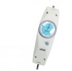 本機(jī)臺(tái)安裝于試驗(yàn)機(jī)上使用，測(cè)試值穩(wěn)定，再現(xiàn)精度高，使品質(zhì)更有保障。 
不論N的單位或Kgf單位均可在1支推拉力計(jì)上做到，一舉兩得。